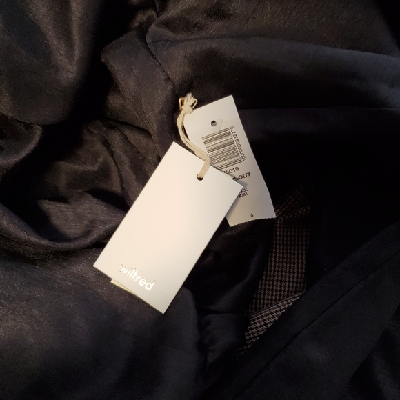 IN BLACK Wilfred Rhapsody Dress - Picture 3 of 3